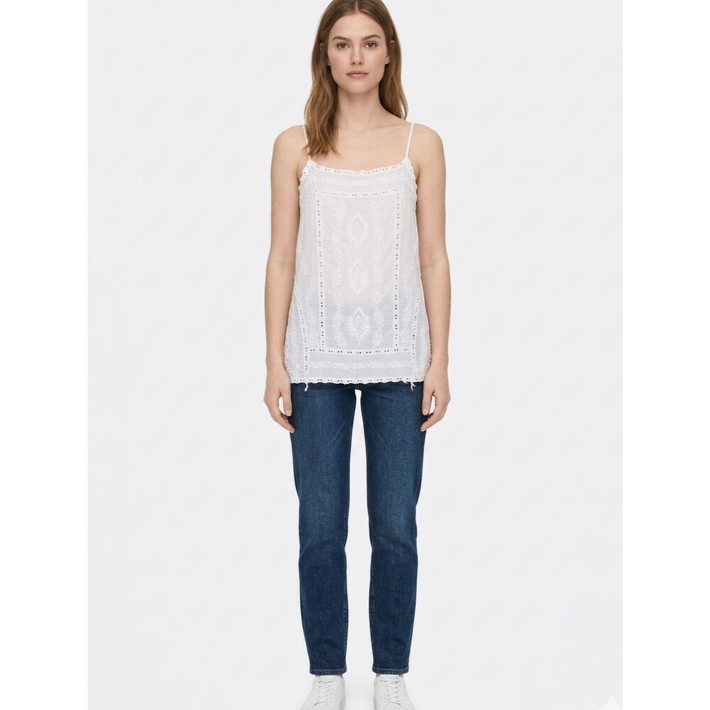 Karma Highway White 100% Cotton Embroidered Camisole Cami Lace Trim Sz Large